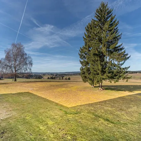 Gemuetliches 37qm - Balkon Und Naturblick Mit Pool Im Haus