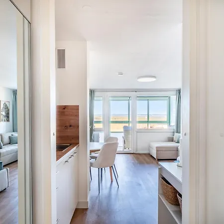 Gemuetliches 37qm - Balkon Und Naturblick Mit Pool Im Haus 로핀겐